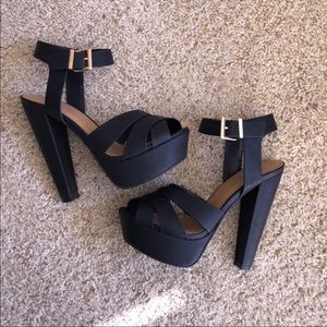 Black Strappy Heels with Gold Accent